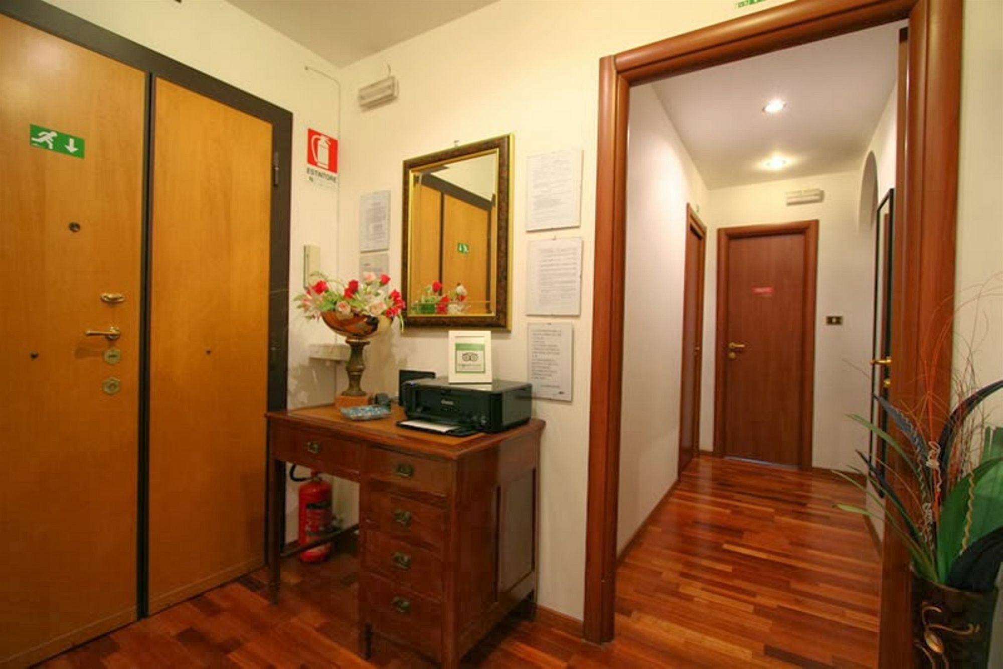 Guest House San Peter Roma Esterno foto